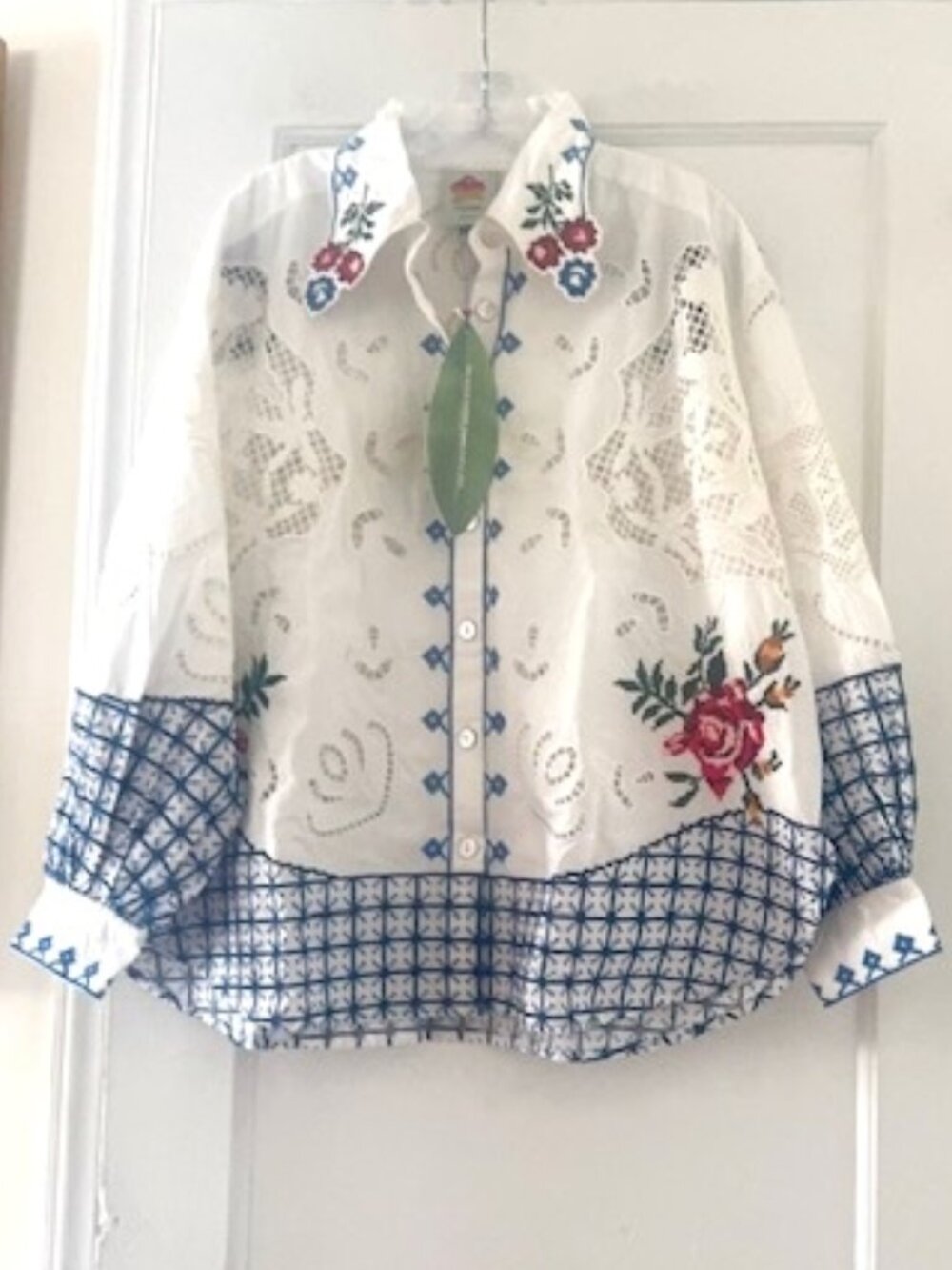 FARM Rio Off White Flowers Embroidery Richelieu Shirt - Picture 5 of 16